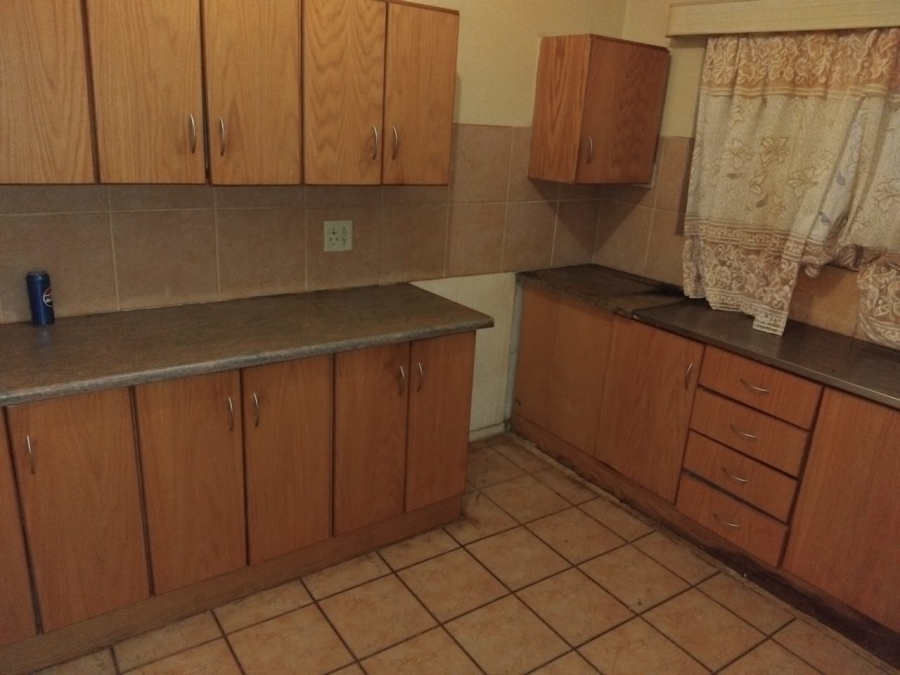 1 Bedroom Property for Sale in Wilkoppies North West